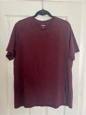 Old Navy Maroon Short Sleeve Crew Neck T-Shirt